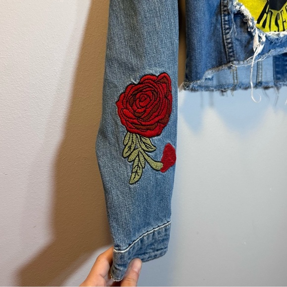 Guns N Roses denim jacket up cycle crop embroidered roses distressed raw hem - Picture 6 of 10